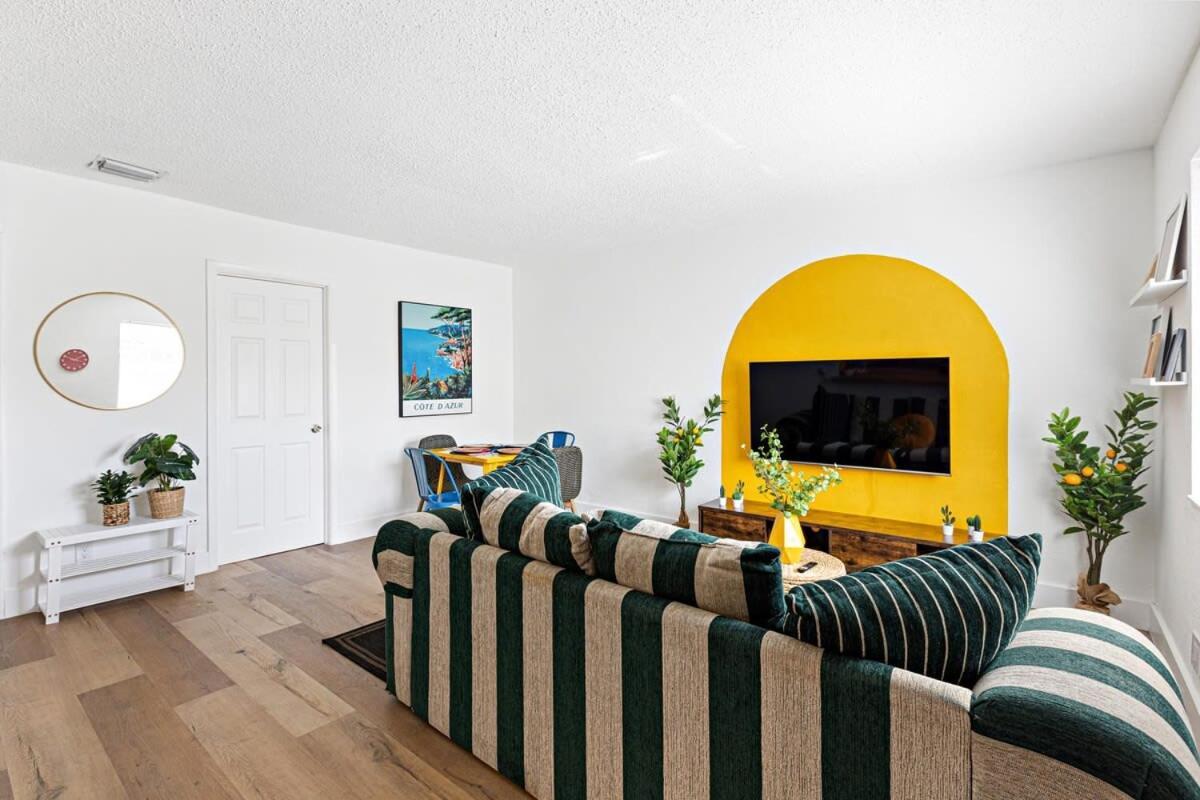 Lovely 2 Bedroom Condo In Sailboat Bend Fort Lauderdale Buitenkant foto